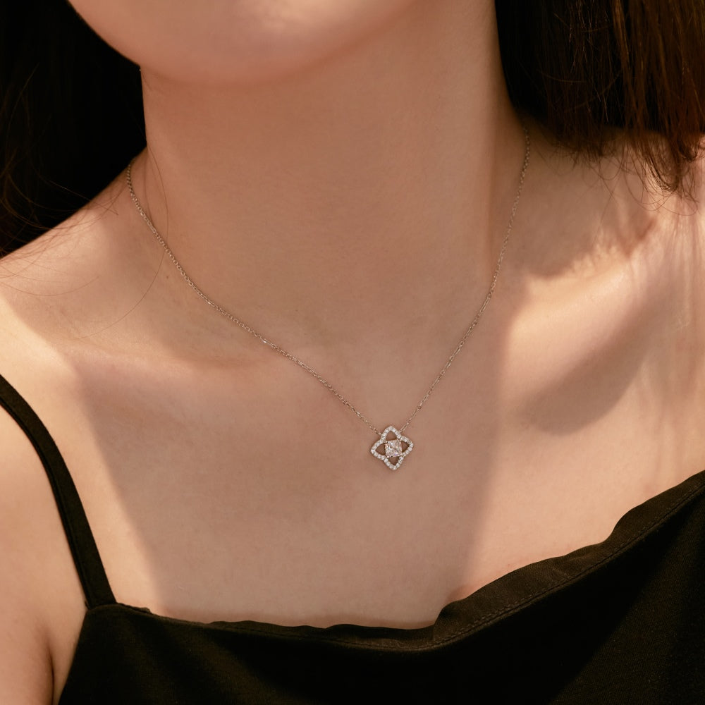 [Bloom]Exquisite Flower Shape Princess Cut Necklace