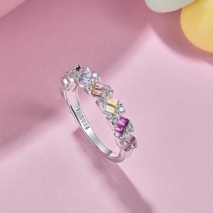 [Bloom]Delicate Vibrant Emerald Cut Daily Ring