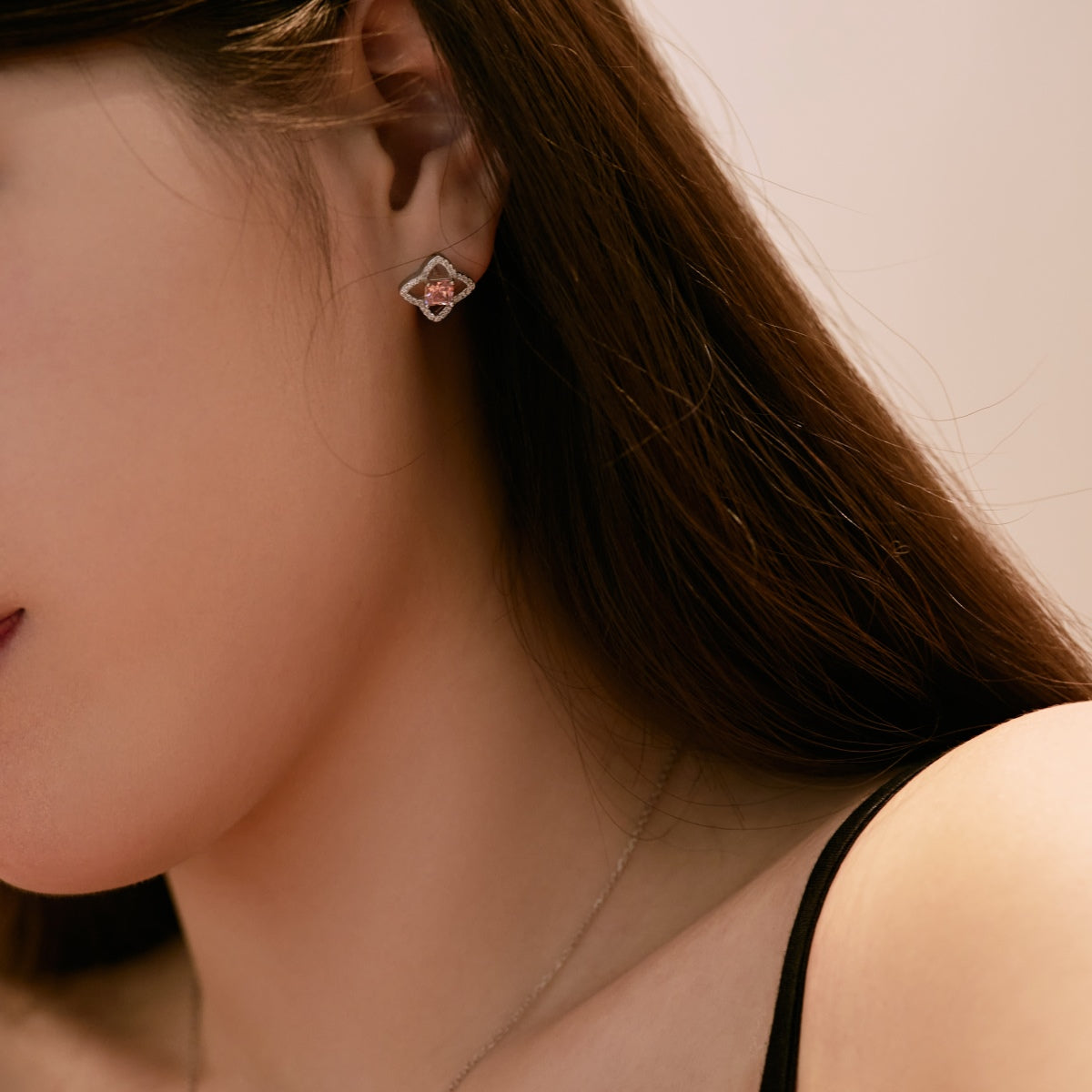 [Bloom]Elegant Star Shape Princess Cut Daily Earrings