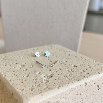 [Bloom]Delicate Solitaire Earrings