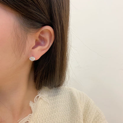 [Bloom]Stylish Shiny Round Center Stone Stud Earrings