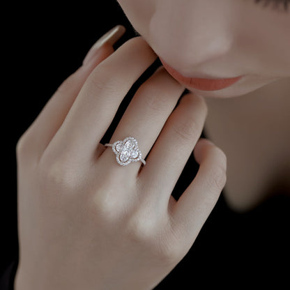 [Bloom]Luxurious Eternity Flower Shape Banquet Ring