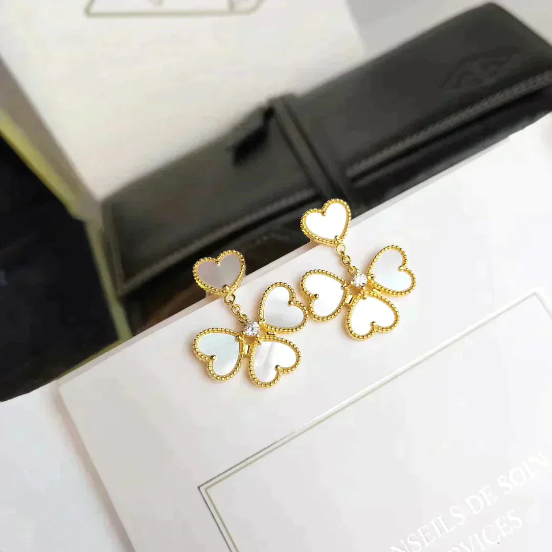 [Bloom]CLOVER SWEET WHITE MOP EARRINGS