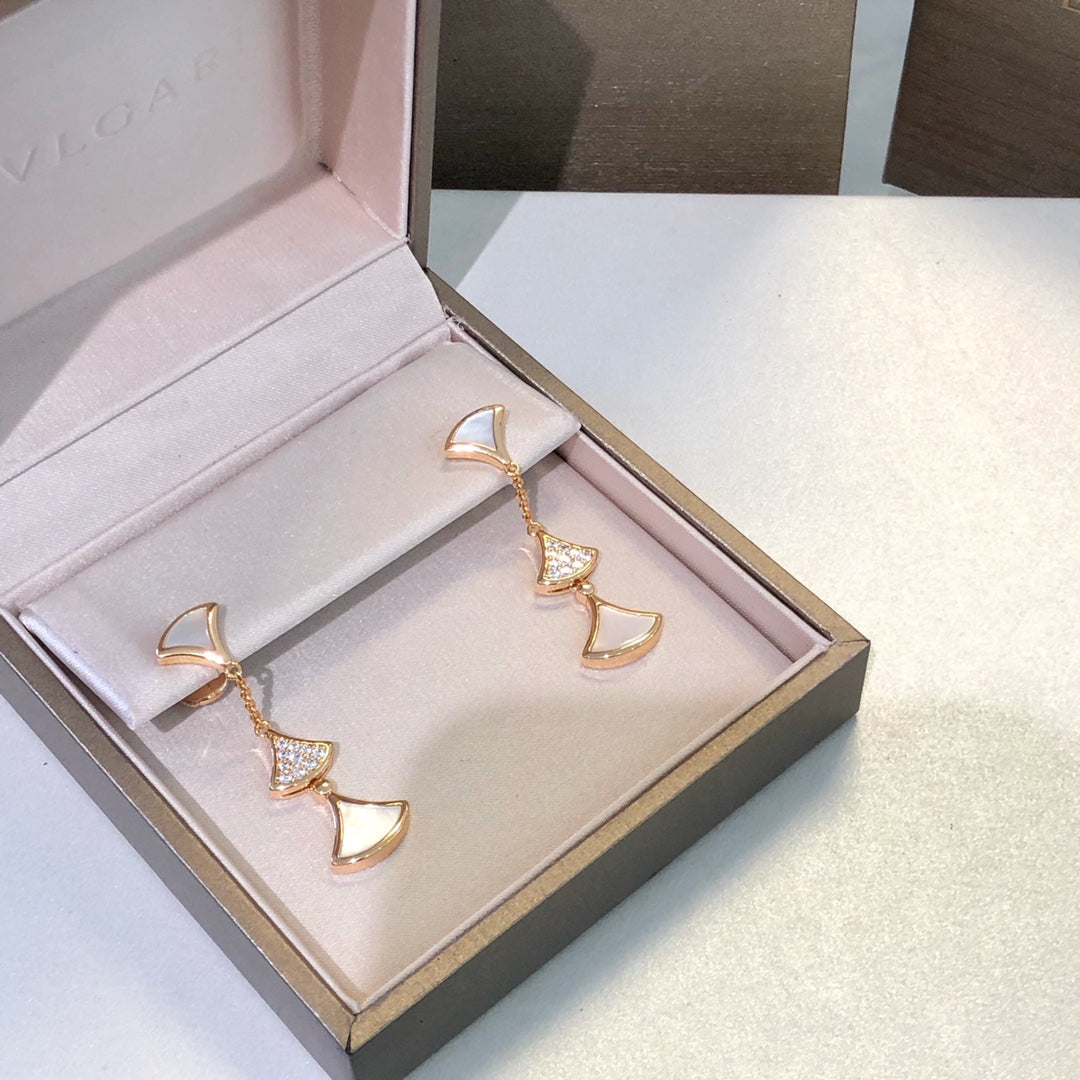 [Bloom]DREAM EARRINGS 3 MOTIFS DIAMOND MOP PINK GOLD