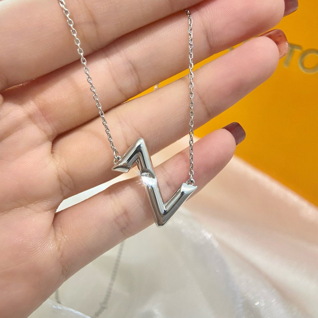 [Bloom]VOLTE UPSIDE DOWN NECKLACE