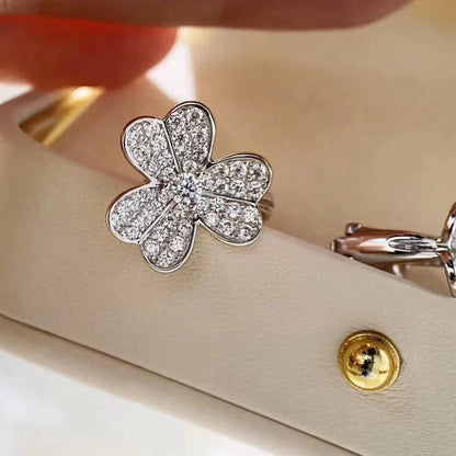 [Bloom]CLOVER COMOS DIAMOND EARRINGS SILVER