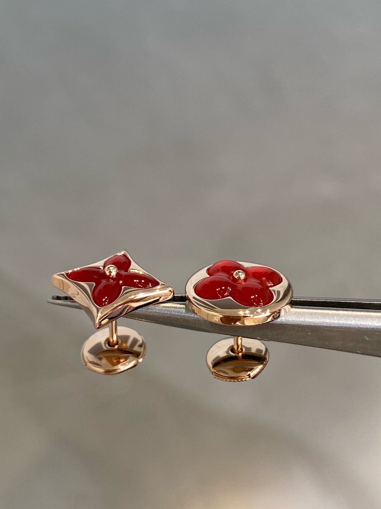 [Bloom]STAR AND SUN PINK GOLD CARNELIAN STUD EARRINGS