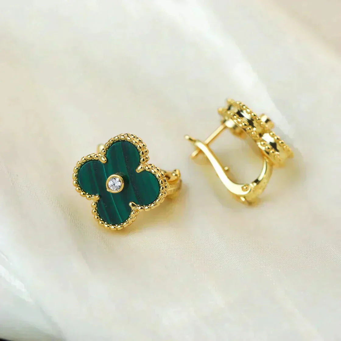 [Bloom]CLOVER MEDIUM 1 MOTIFS MALACHITE DIAMOND EARRINGS