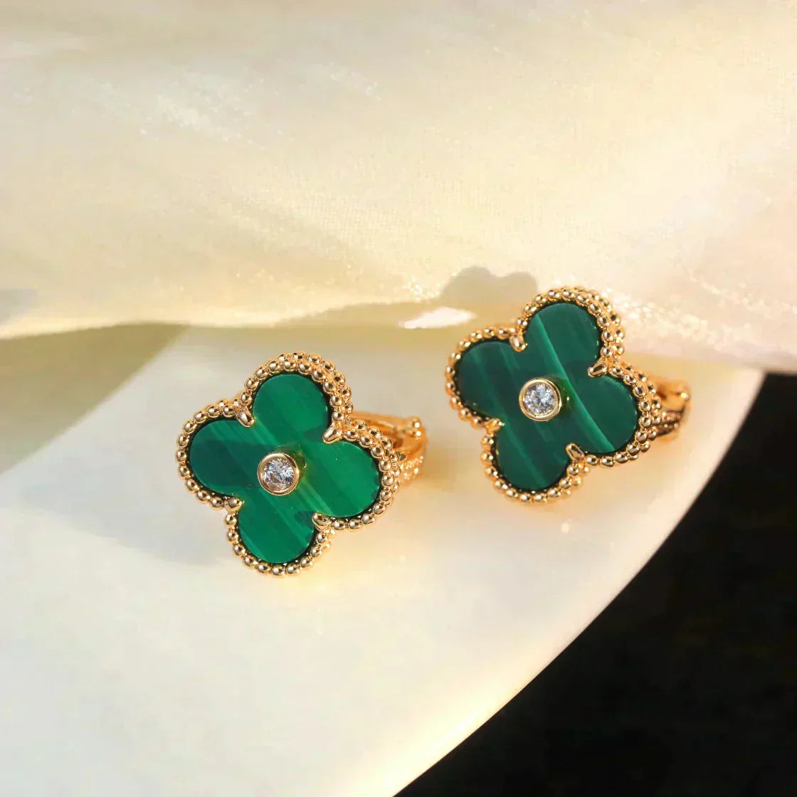 [Bloom]CLOVER MEDIUM 1 MOTIFS MALACHITE DIAMOND EARRINGS