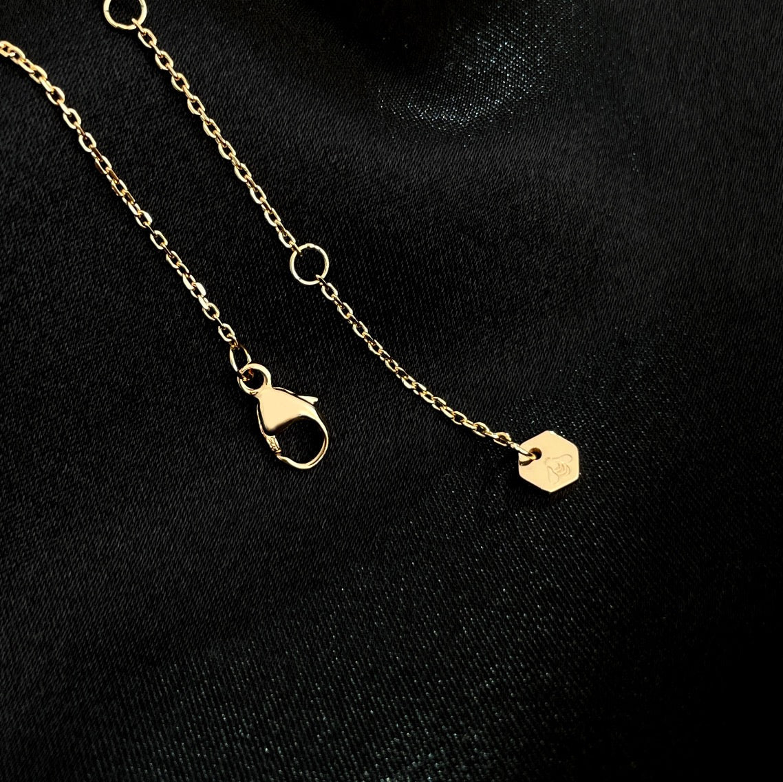 [Bloom]BEE MINI NECKLACE