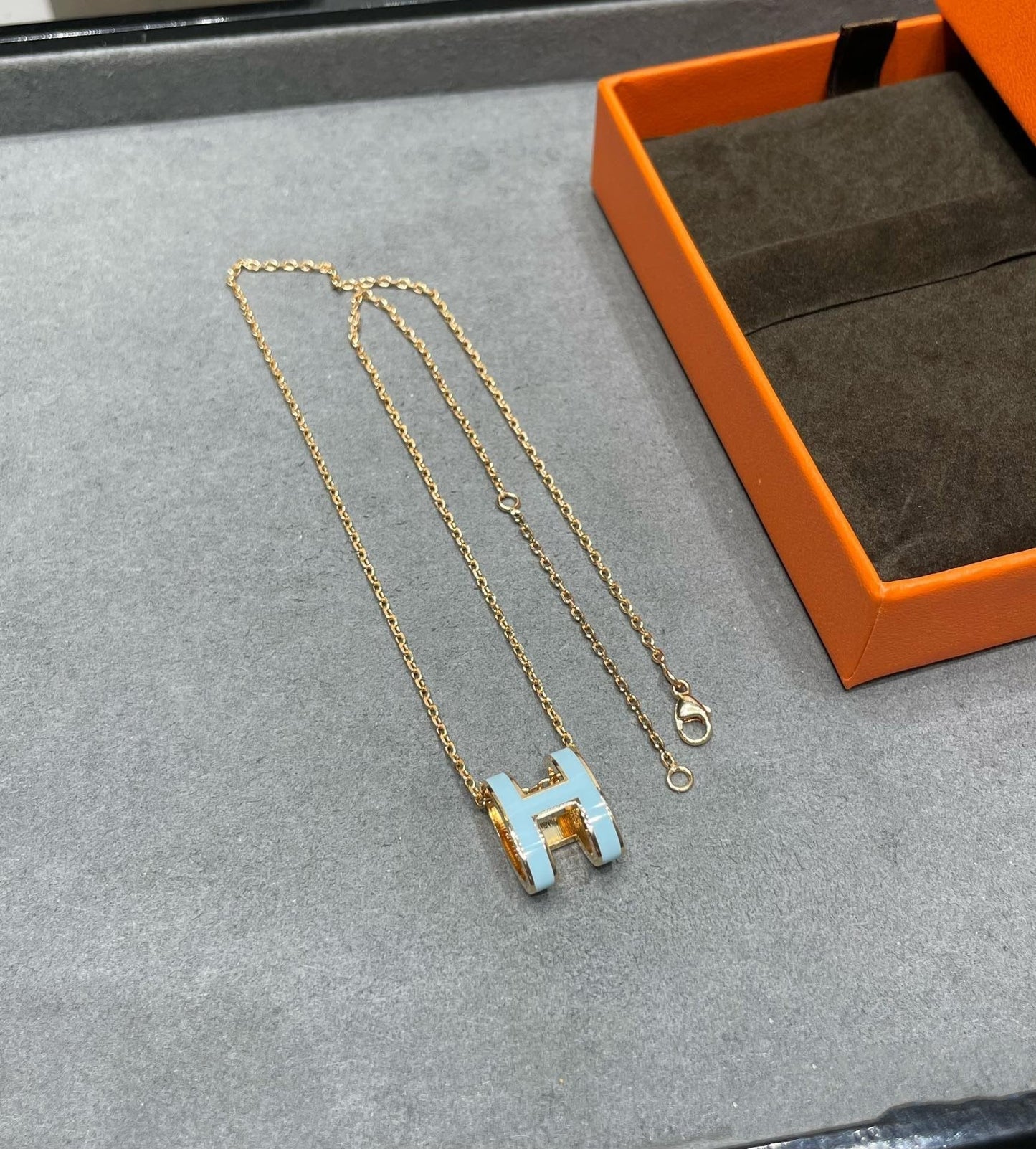 [Bloom]POP H SKY BLUE NECKLACE