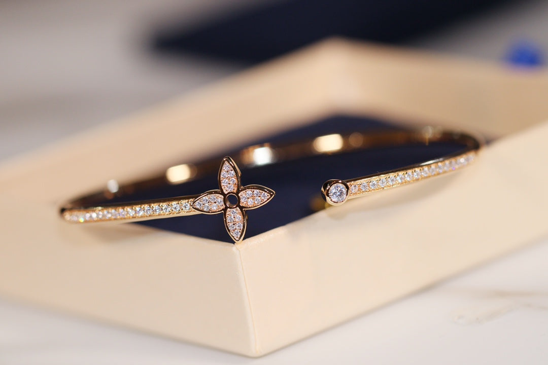 [Bloom]IDYLLE GOLD OPEN BRACELET DIAMOND PAVED