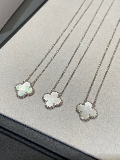 [Bloom]CLOVER MEDIUM SILVER WHITE MOP NECKLACE