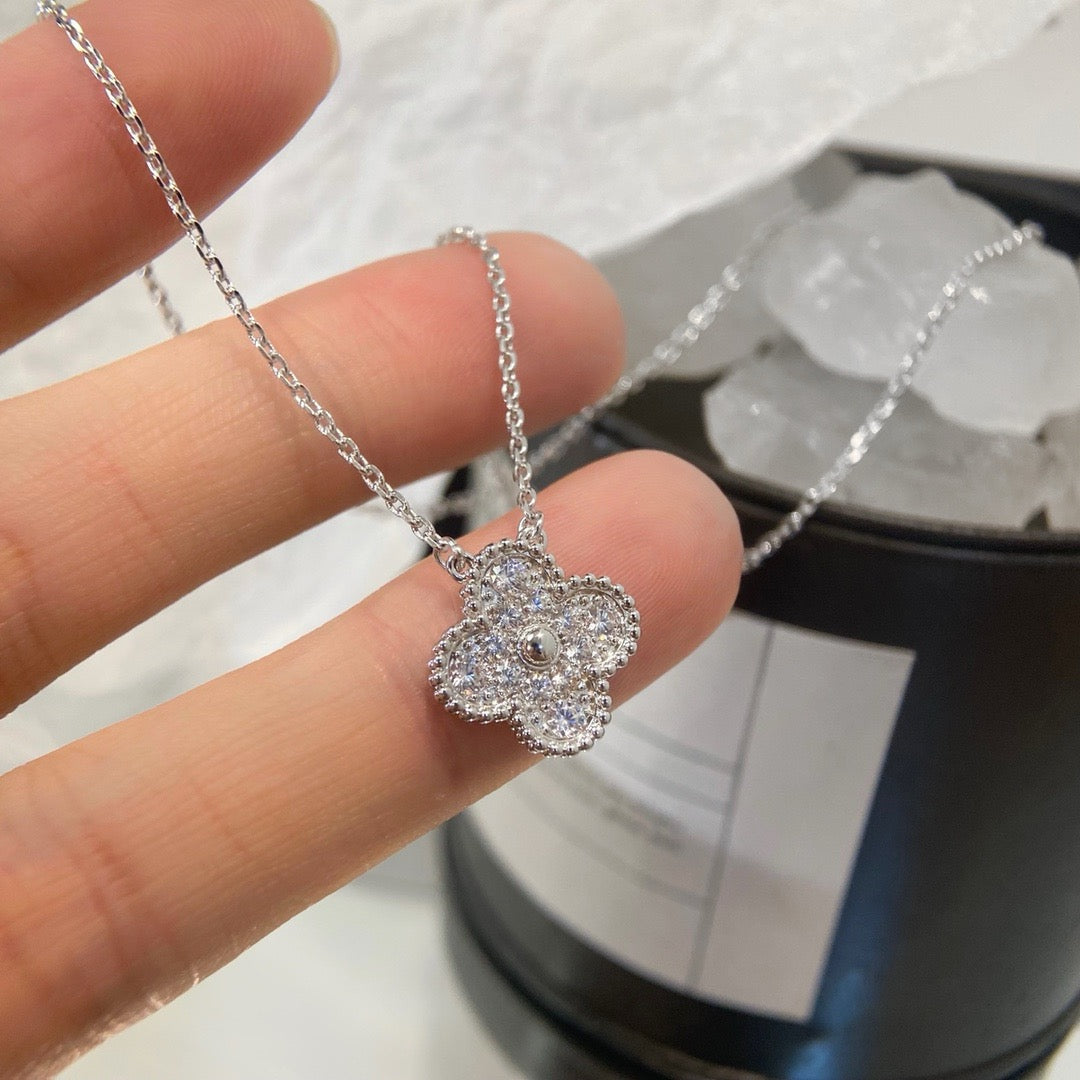 [Bloom]CLOVER 15MM DIAMOND SINGLE FLOWER NECKLACE