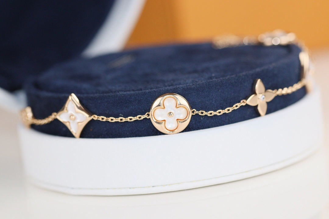 [Bloom]LEAF CLOVER BRACELET