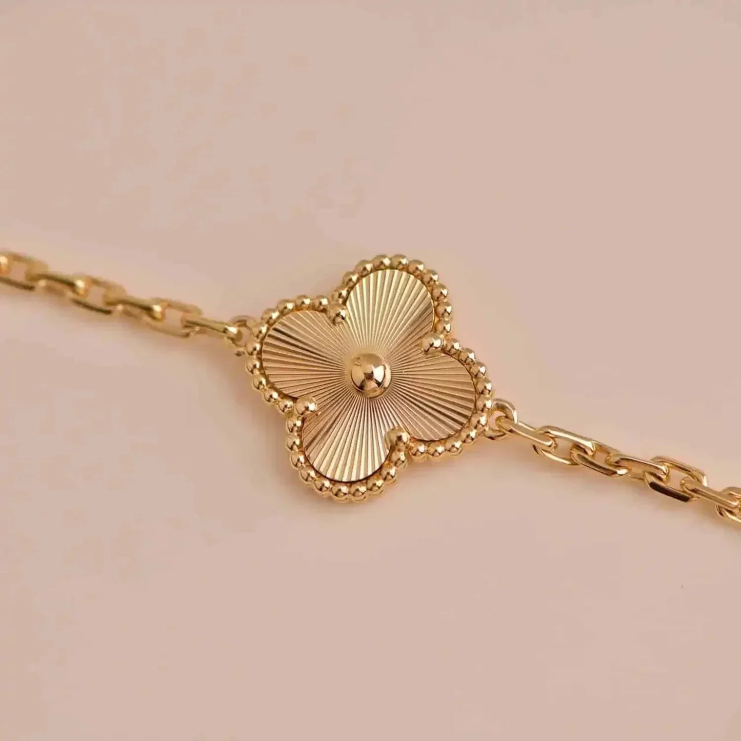 [Bloom]CLOVER 5 FLOWERS LASER BRACELET